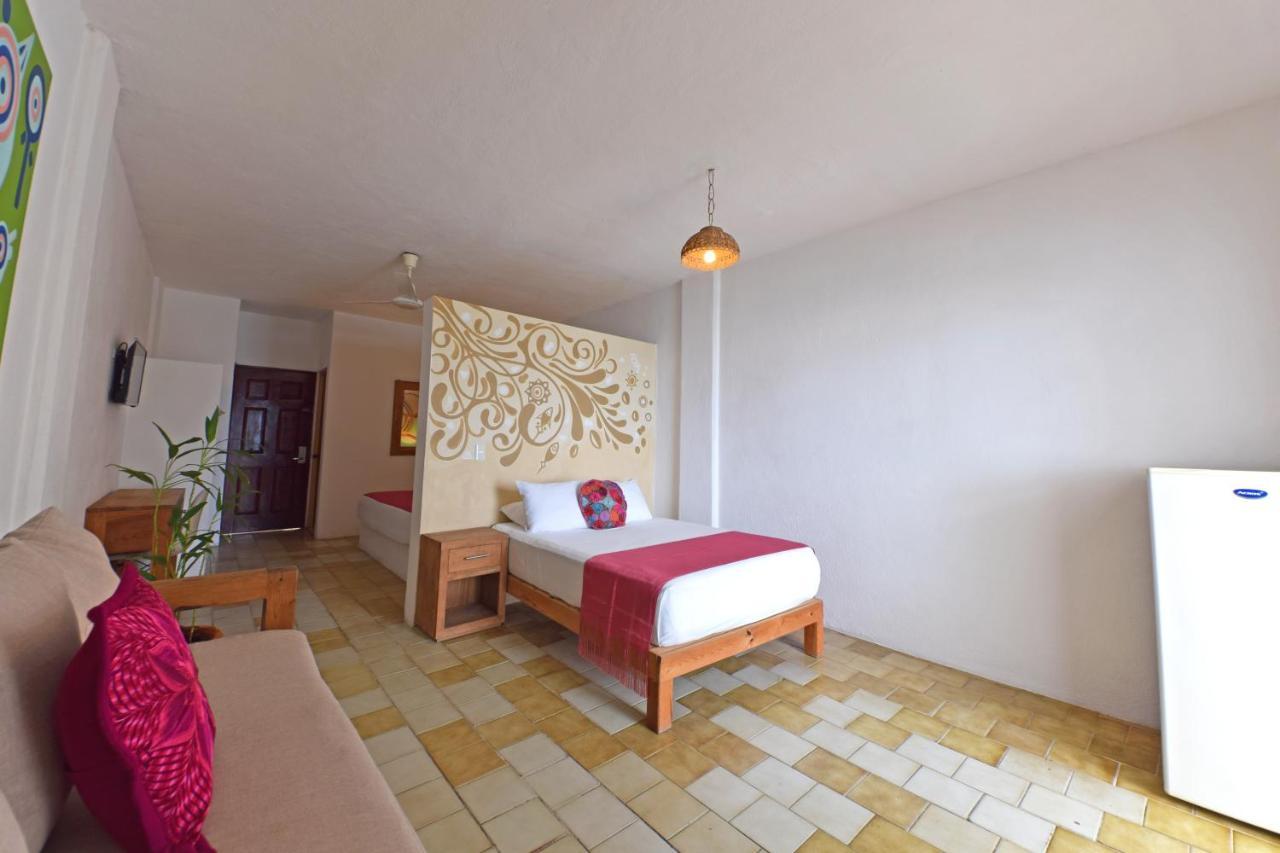 Emperador Vallarta Beachfront Hotel And Suites Puerto Vallarta Luaran gambar