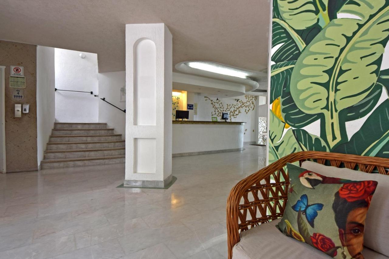 Emperador Vallarta Beachfront Hotel And Suites Puerto Vallarta Luaran gambar