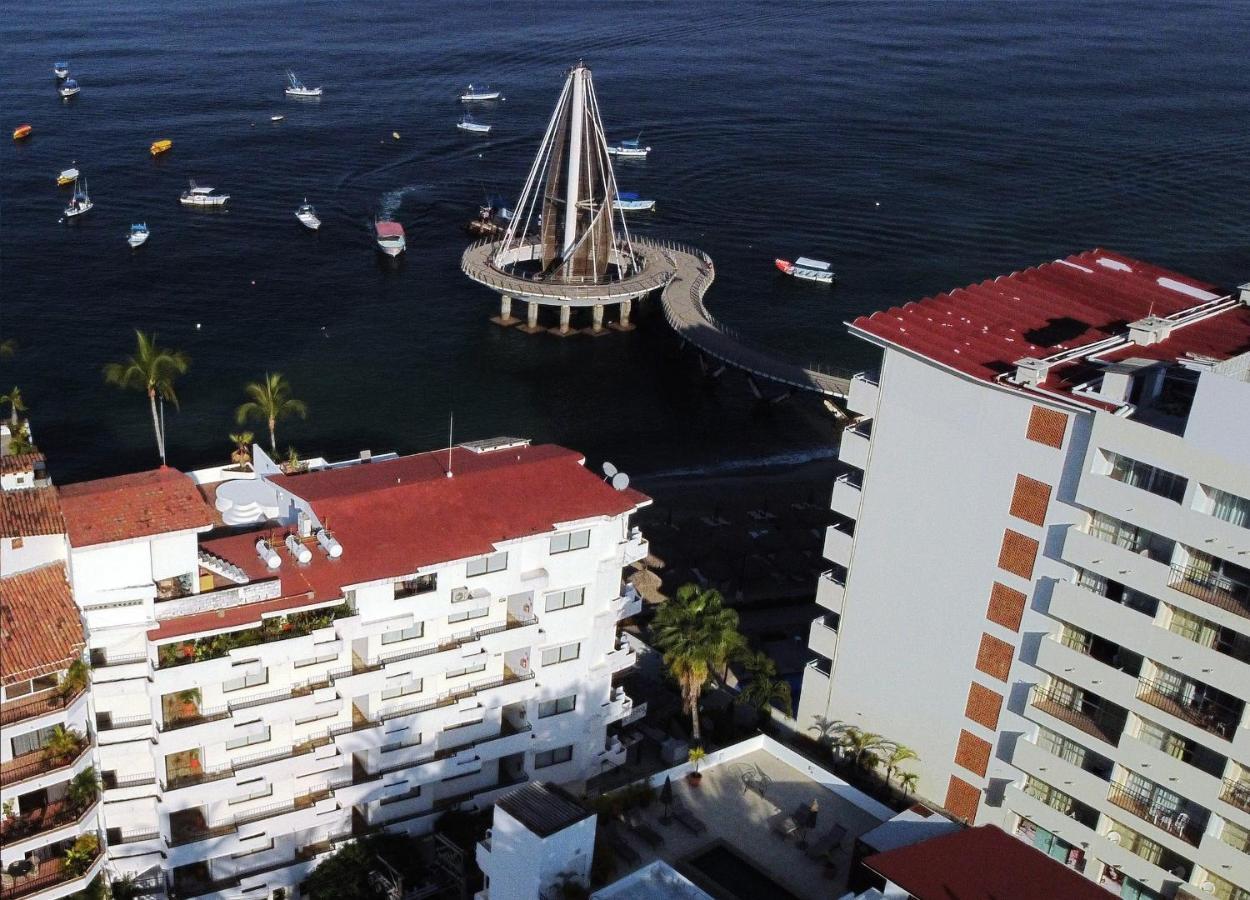 Emperador Vallarta Beachfront Hotel And Suites Puerto Vallarta Luaran gambar