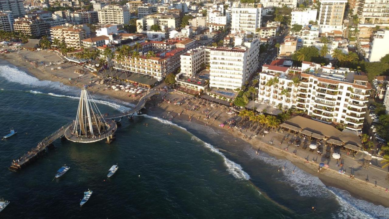 Emperador Vallarta Beachfront Hotel And Suites Puerto Vallarta Luaran gambar