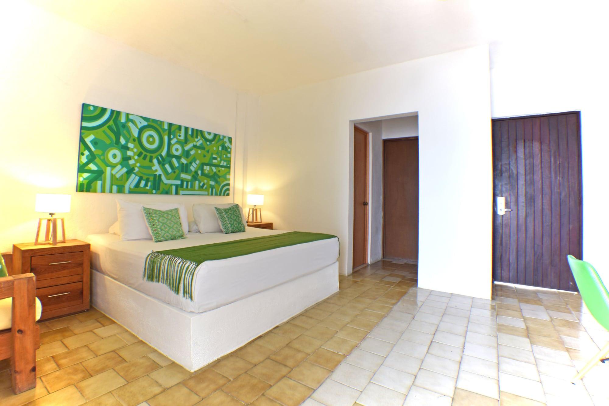 Emperador Vallarta Beachfront Hotel And Suites Puerto Vallarta Luaran gambar