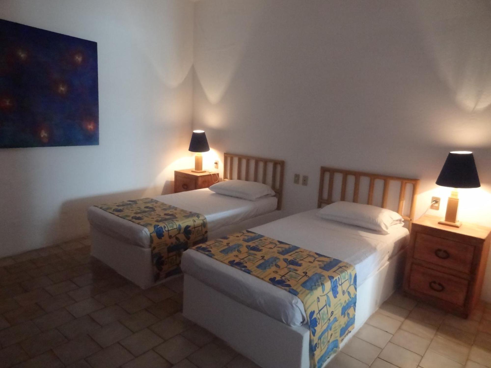 Emperador Vallarta Beachfront Hotel And Suites Puerto Vallarta Luaran gambar