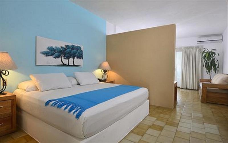 Emperador Vallarta Beachfront Hotel And Suites Puerto Vallarta Bilik gambar